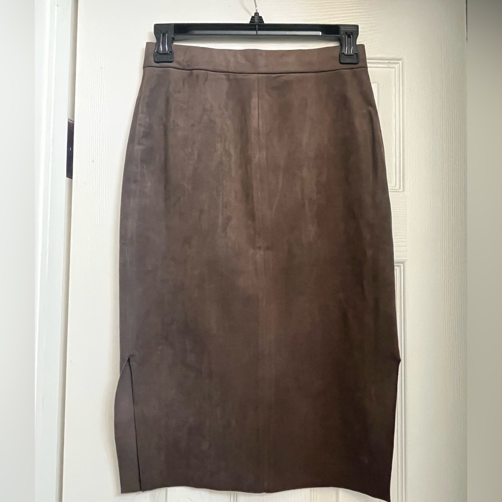 Aritzia Wilfred Free Lis Vegan Suede Skirt Dark Brown Size 0